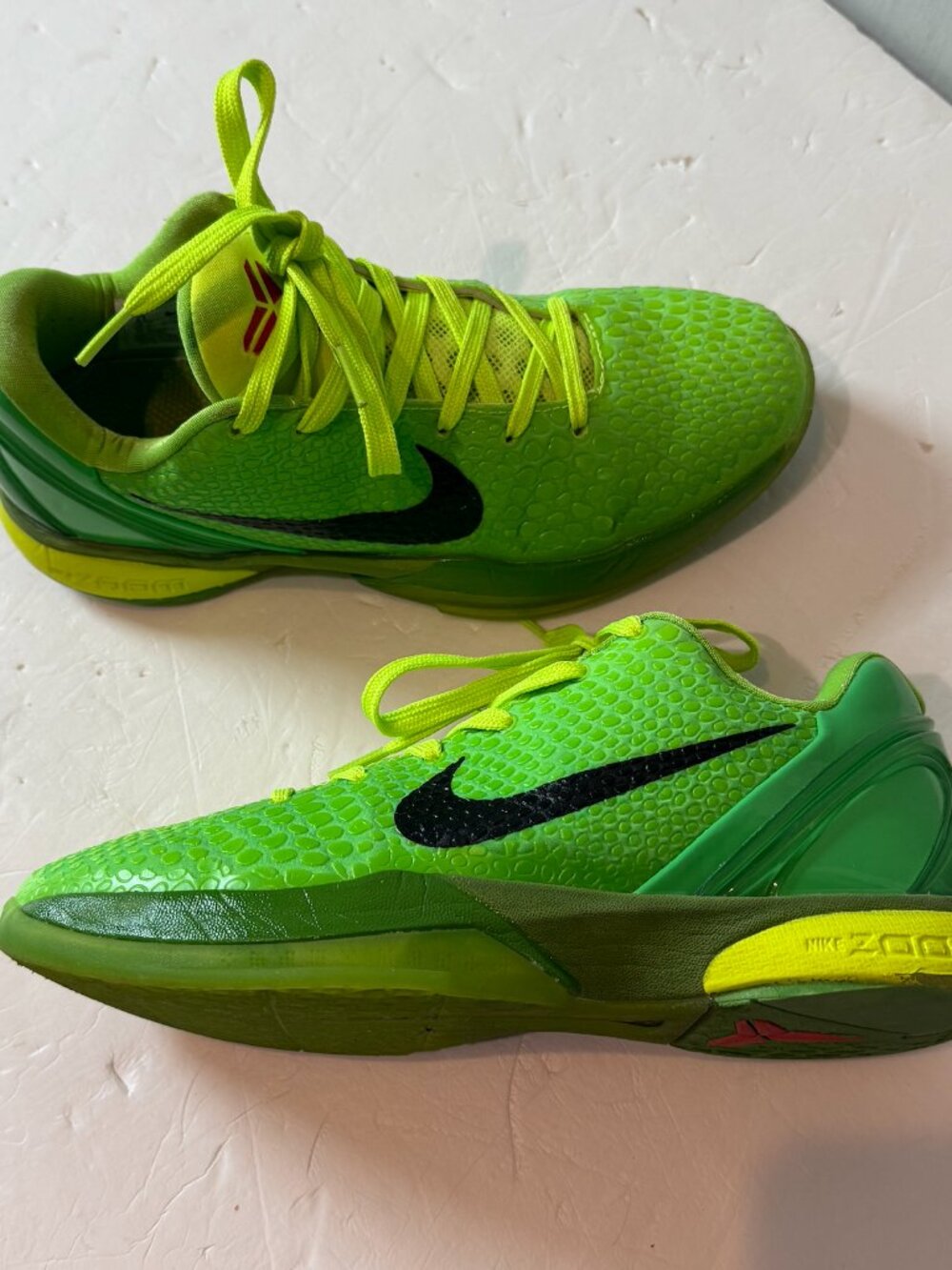 Nike Zoom Kobe 6 Protro Grinch Green Basketball Shoes CW2190-300 Men's Size 8.5